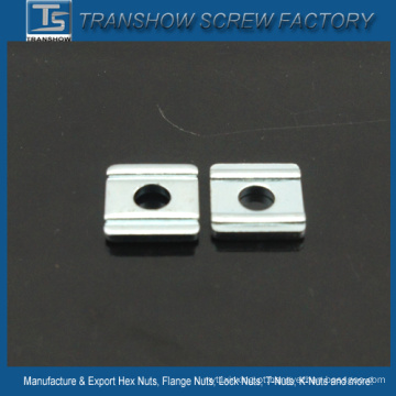 Porcas planas quadradas de aço carbono M3-M30